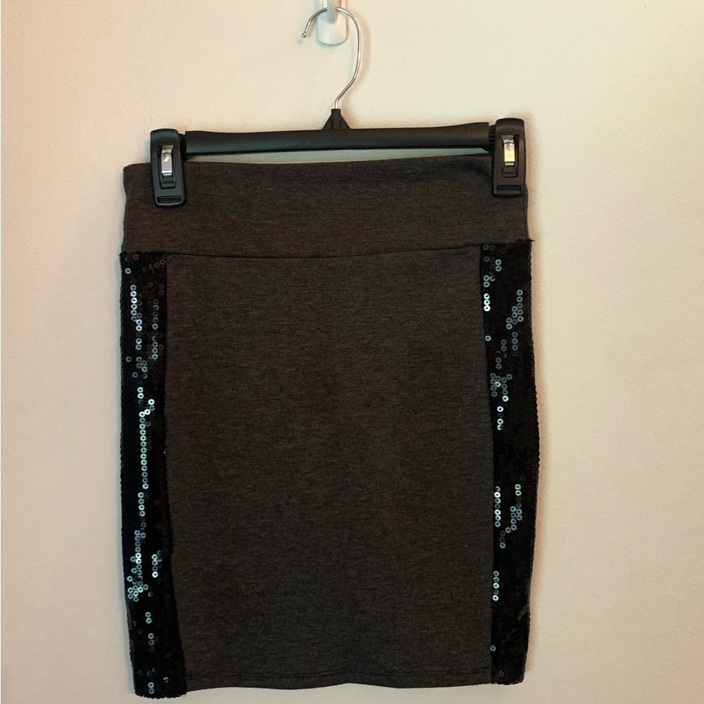 Gray Sequin Mini Pencil Skirt for Cocktail